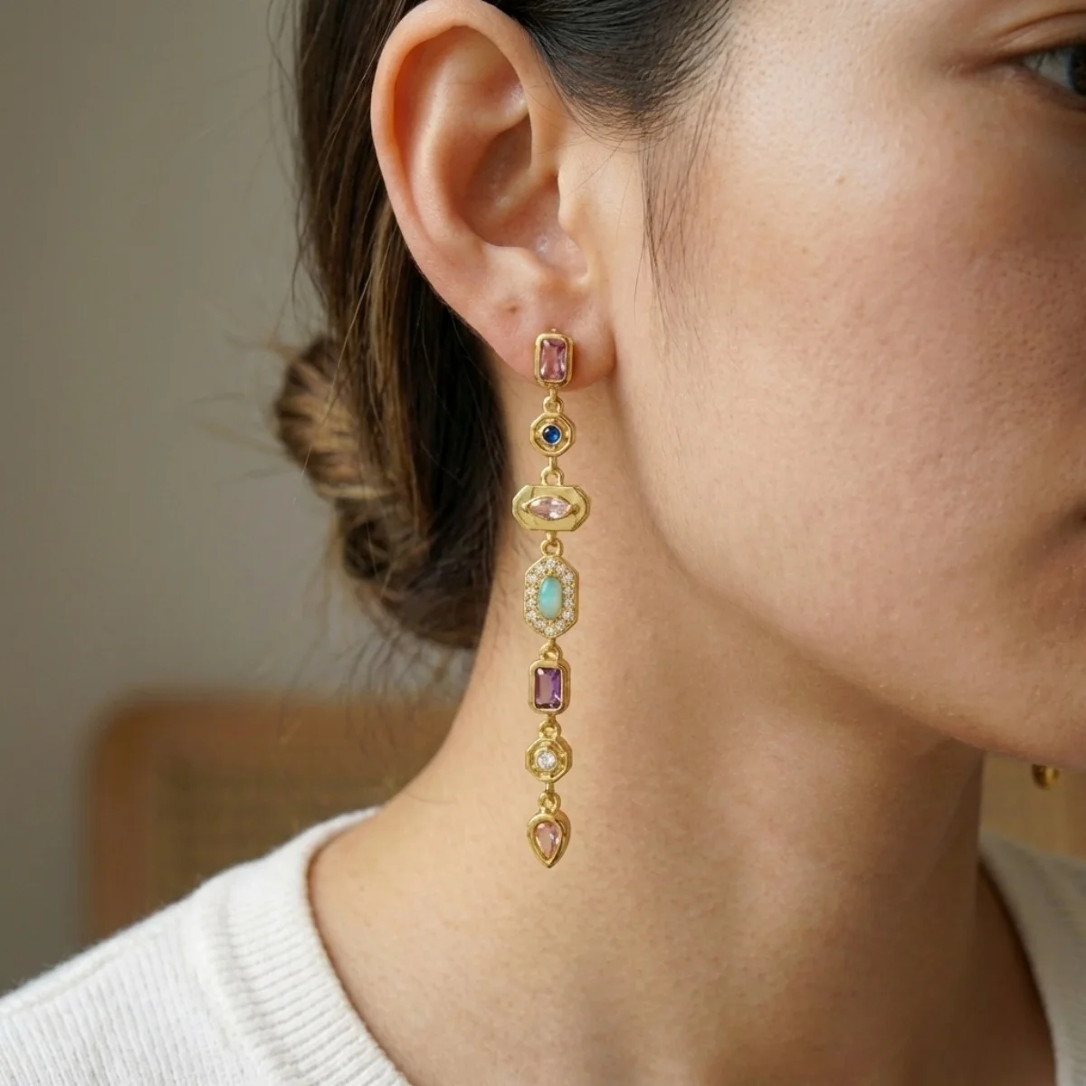 Bunte geometrische lange Quasten-Ohrringe mit Zirkonia für Damen und Herren, glänzende, elegante geometrische Ohrringe, Hochzeitsschmuck – Detail 7