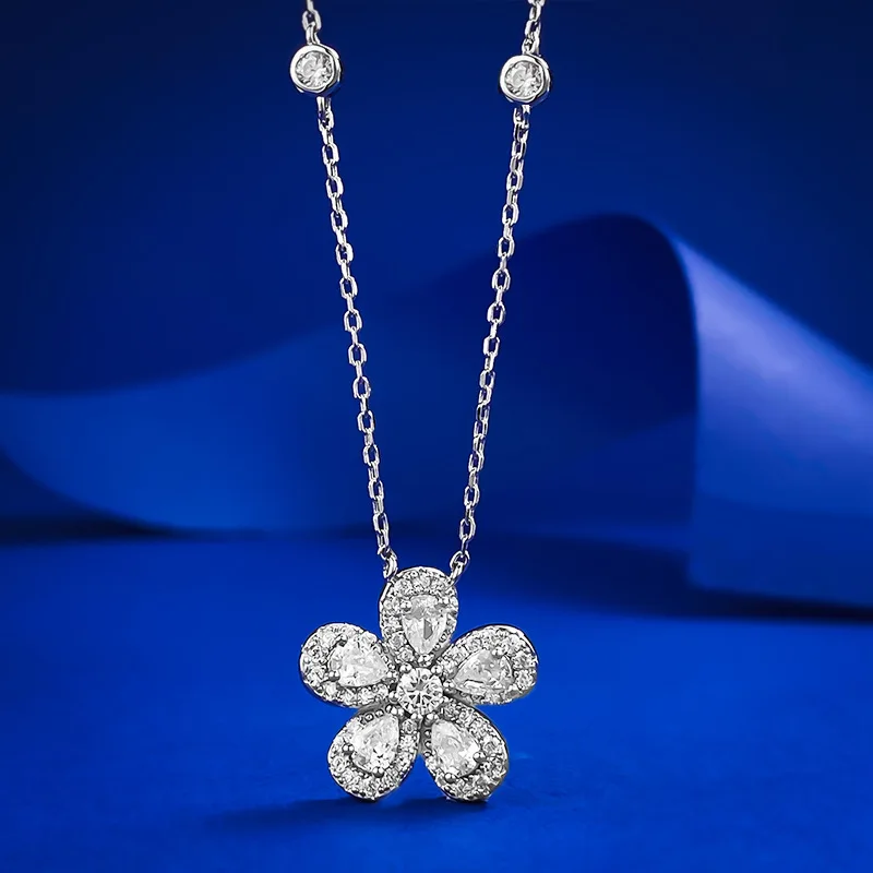 

2023 New S925 Silver Five petal Flower Petal Necklace Pendant Women's Fashion Celebrity Style