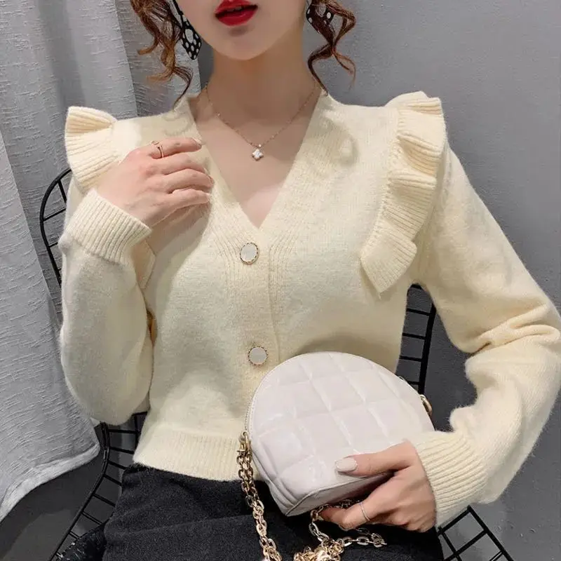 2023 New Women\'s Clothing Long Sleeve V-Neck Knitted Slim Casual Sweet All-match Solid Color Ruffles Button Sweaters Cardigan