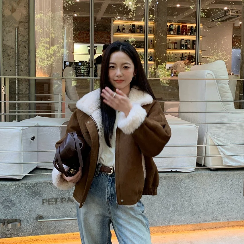 Lammhaar-Maschinen-Autojacke 2025, Herbst und Winter, neuer Artikel, Schafschurfell, integrierter Pelzmantel für Damen, kurzer junger Stil
