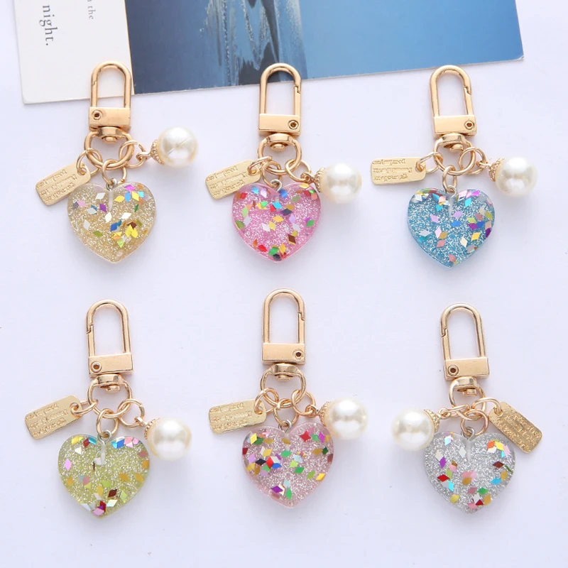 Bling Acrylic Heart Keychain With Colorful Sequin Car Keyring For Women Girls Earphone Purse Decoration Pendant Accessories