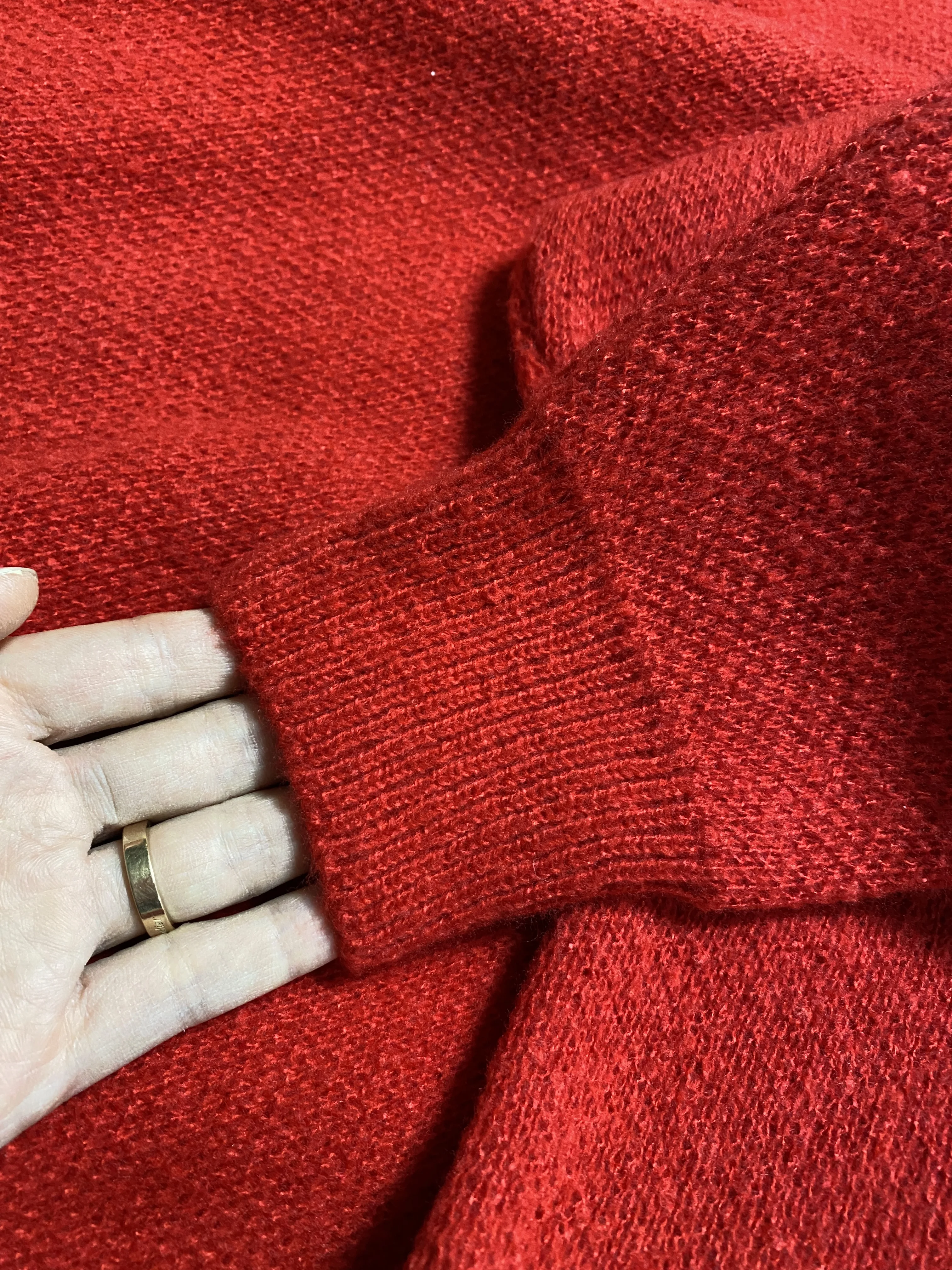 Niedlicher Pudel-Patch-Pullover für Damen, bezauberndes rotes Strickoberteil mit 3D-Blumenhund, lockeres, weiches und warmes Oberteil mit Rundhalsausschnitt, alltägliches Freizeit-Outfit im süßen Stil, süßes Herbst- und Winter-Vibe Essential. Der dreidimensionale Pudel-Patch ist ein Highlight-Patch ist mehr als lebendruck mit mehr als mehr als äußere Passform Es kreiert einen verspielten und warmen Herbst- und Winterlook für Frauen, die zum Einkaufen und Verabredungen geeignet sind.
