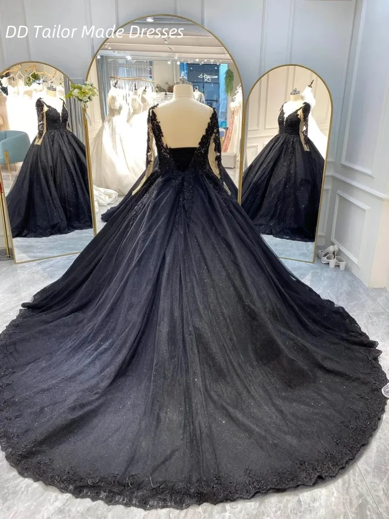 Luxury Black Gothic Wedding Dress Ball Gown Beaded Lace Appliques Sheer Long Sleeves Open Back Bridal Gowns Customized Vestidos