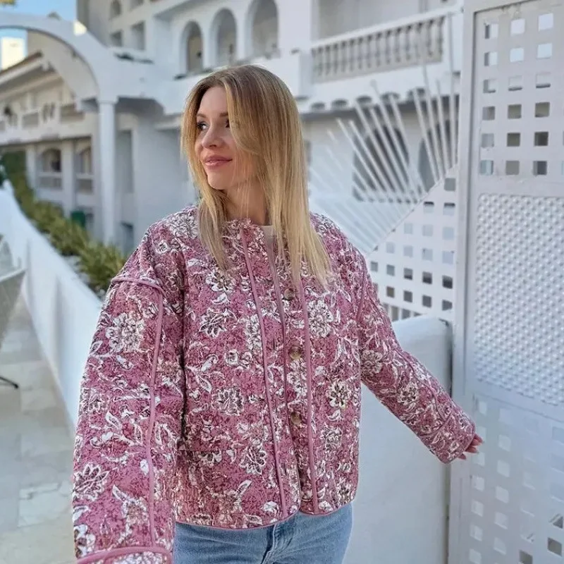 Pink Floral Print Quilted Jacket Round Neck Contrast Piping Trim Button Front Long Sleeve Women Cropped Casual Outerwear 260901