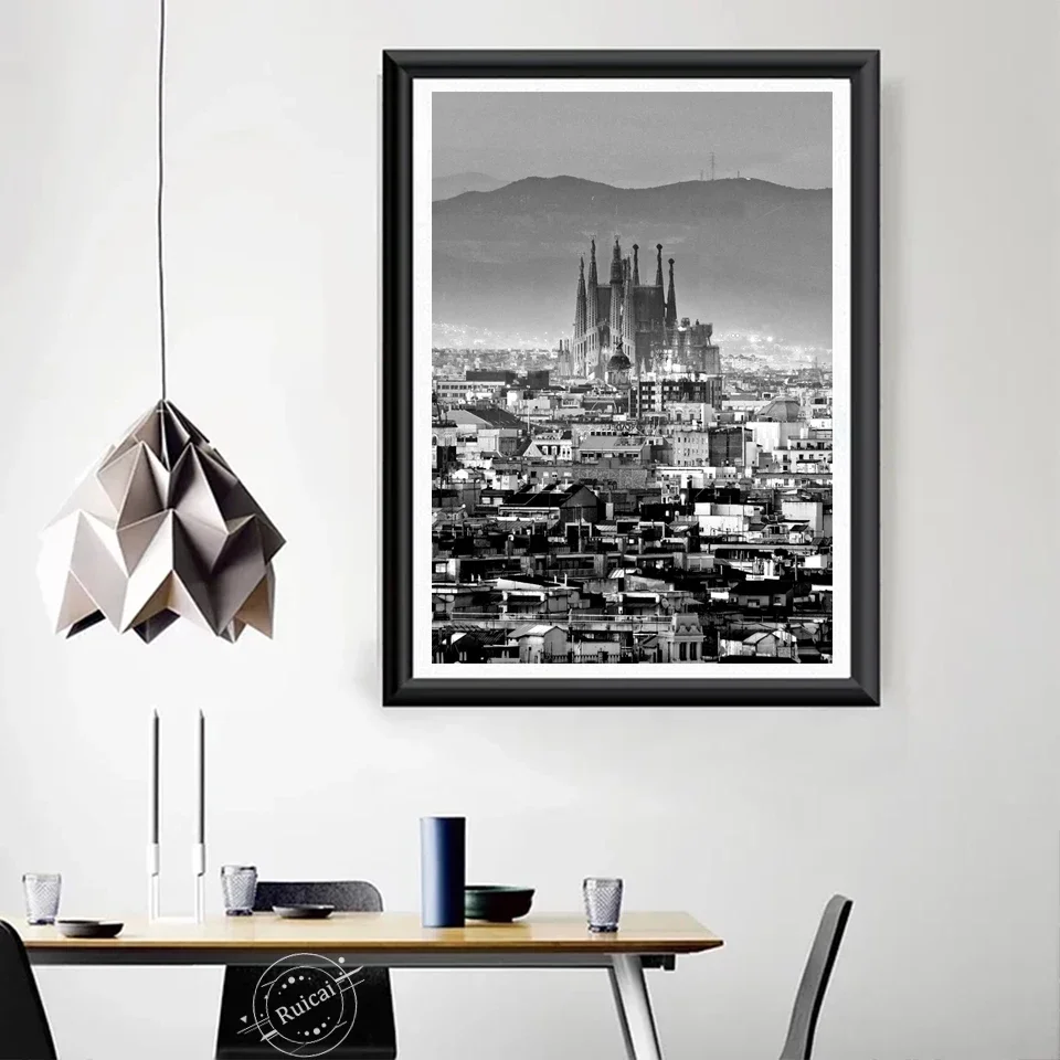 

Barcelona SkylineTravel Poster Wall Art Canvas Painting Black and White Home Decor