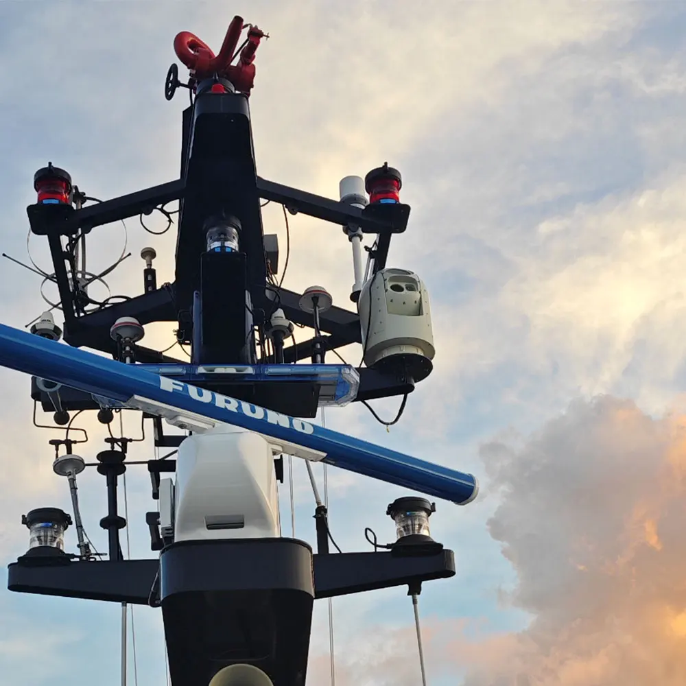 Cheap Long-Range Gyro-Stabilized Ship-Mounted Night&Visible Lens Boat CCTV Thermal Camera for Maritime Detection