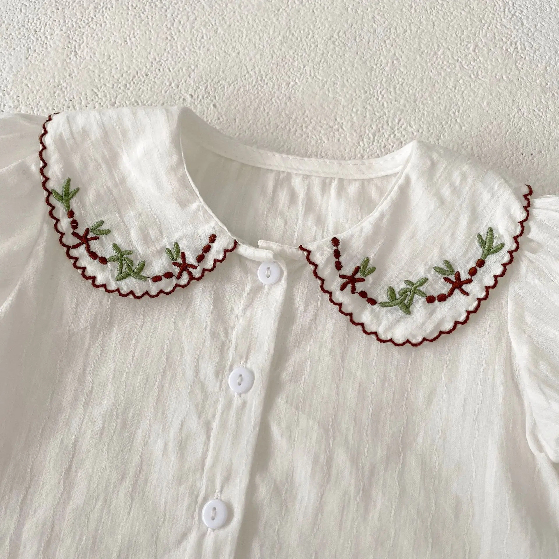 Summer New Fashion Versatile Short sleeved Set for Infants and Girls Embroidered Doll Neck Short sleeved Top+Triangle Wrap Botto