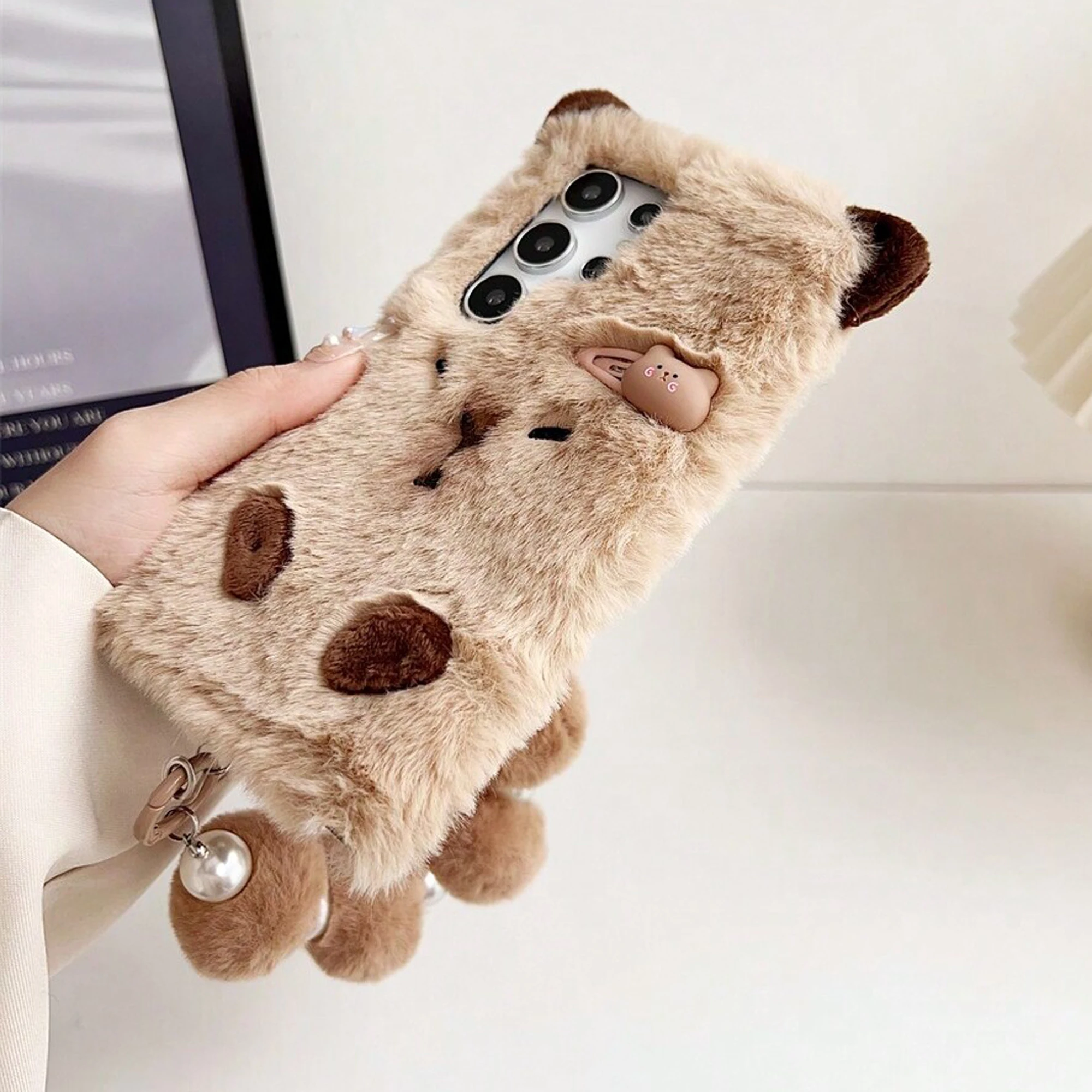 Cute Brown Hair Clip Capybara Plush Phone Case And With Chain For Samsung Galaxy S20 S21 S22 S23 S24 Fall/Winter Phone Case