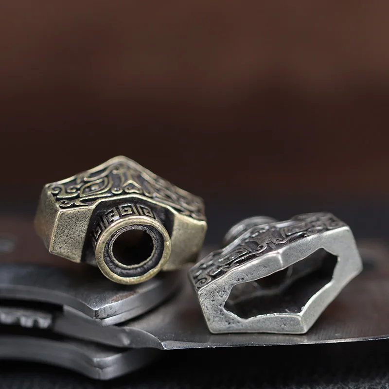 الصينية القديمة قفازات واقية لليد النحاس سكين الخرز EDC DIY Paracord المنسوجة أساور الحبل المعلقات اكسسوارات أداة خارجية الشنق