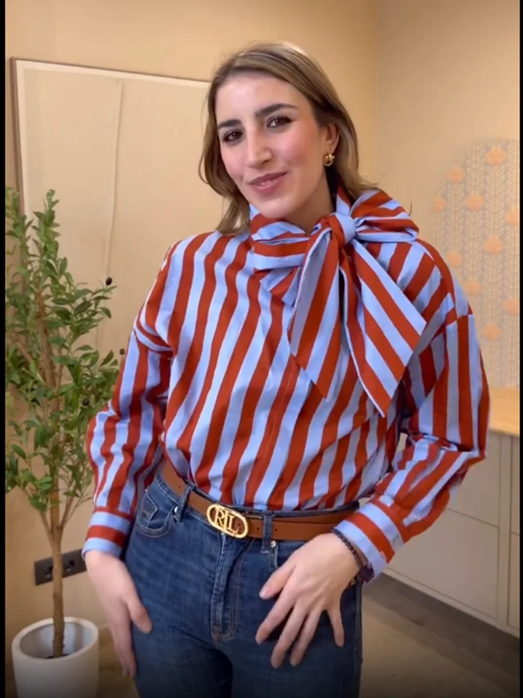 TFMLN נשים אביב חולצה חדשה עם פסים אלגנטית עם צווארון קשת חולצה רפויה עם חזה יחיד חולצה קז'ואל וינטג' מודפסת חולצות עם שרוולים ארוכים