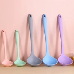 Cuchara de silicona con mango largo para sopa, cuchara grande para Ramen, fideos, cucharas para olla caliente, cuchara para gachas, utensilios de cocina japoneses Kawaii