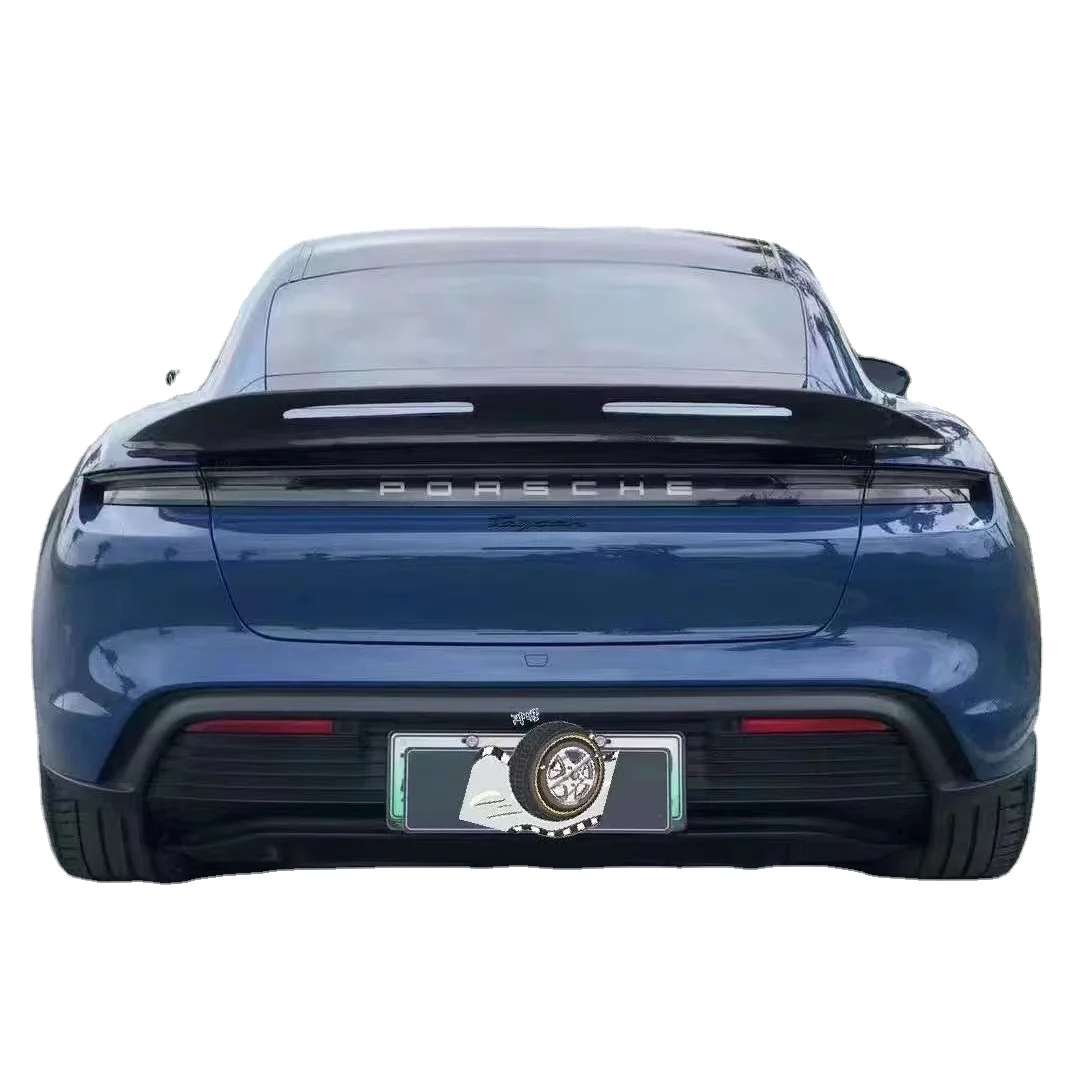 

Подходит для обновленного комплекта спойлера из углеродного волокна Porsche Taycan
