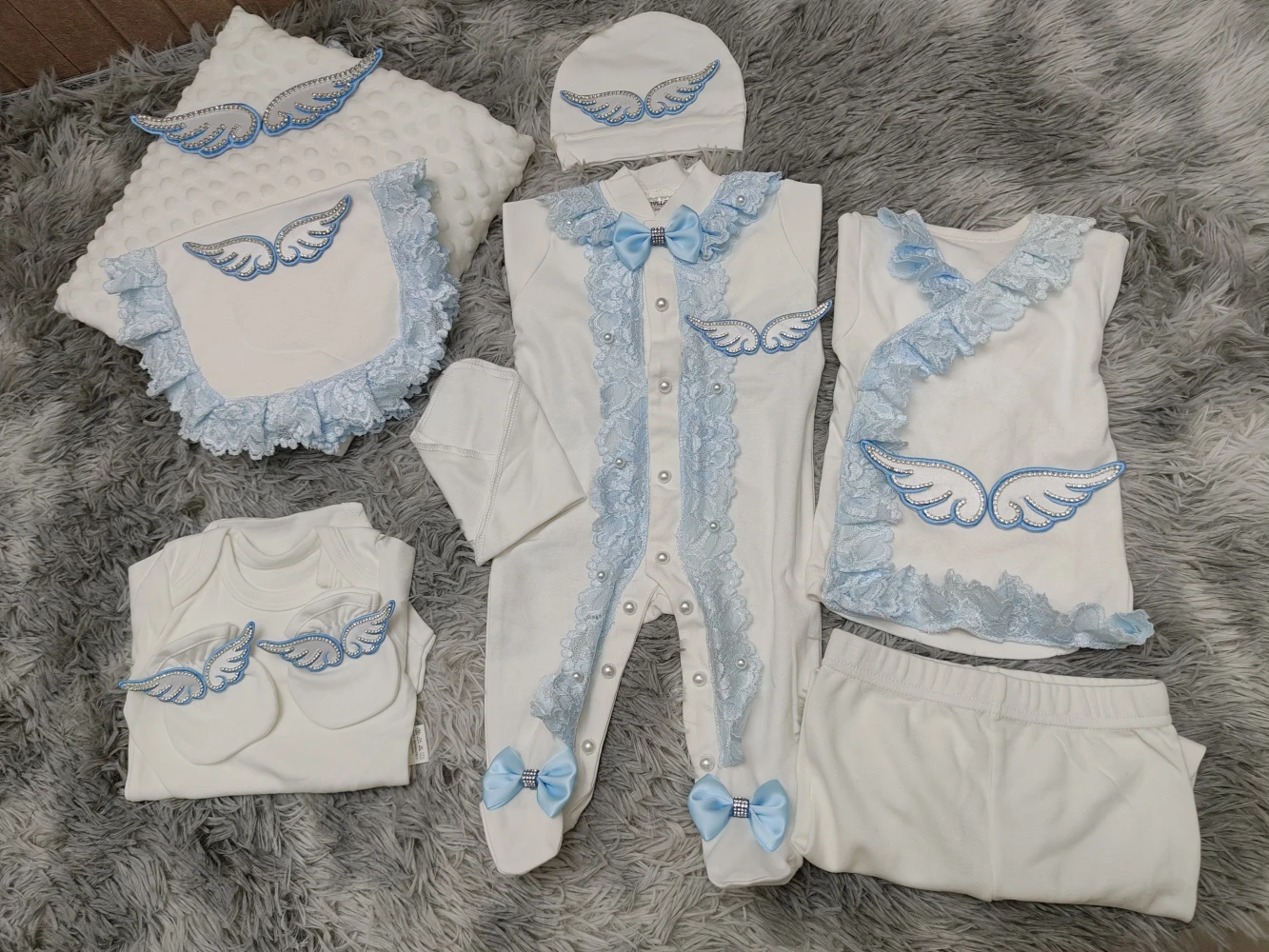 

Light Blue White Lace Rhinestone Wings Baby 9Pcs Set Newborn Footed Romper Bib Hat Full Gift Set