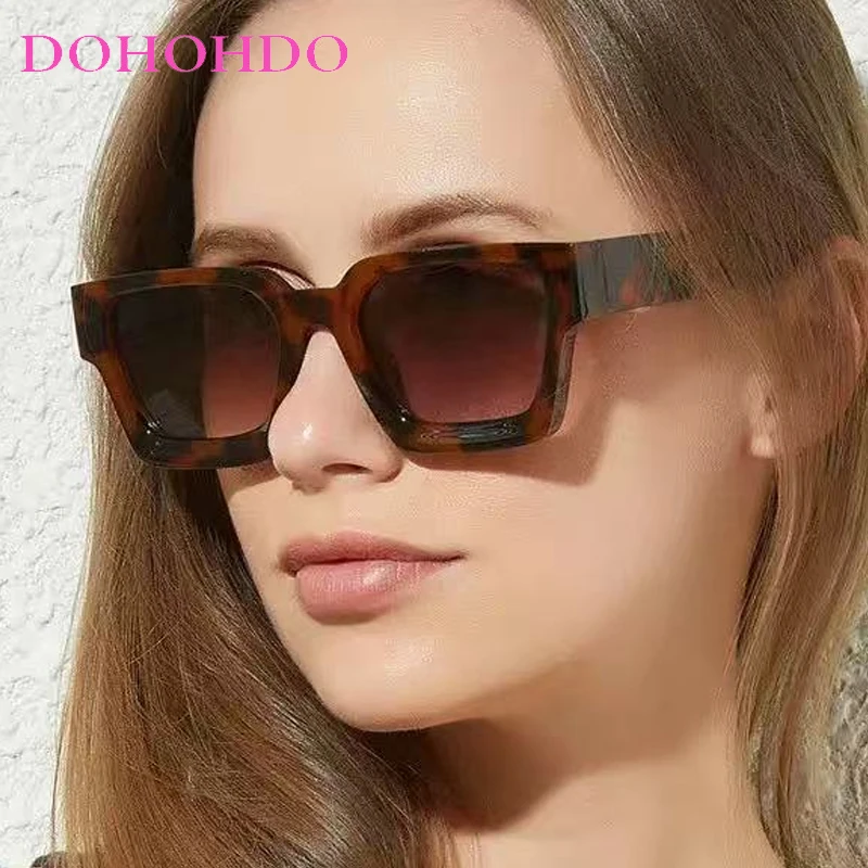 

Large Frame Square Sunglasses Women Men Y2K Fashion Retro Brand Design Outdoor Travel Beach Party Sun Glasses UV400 Gafas De Sol