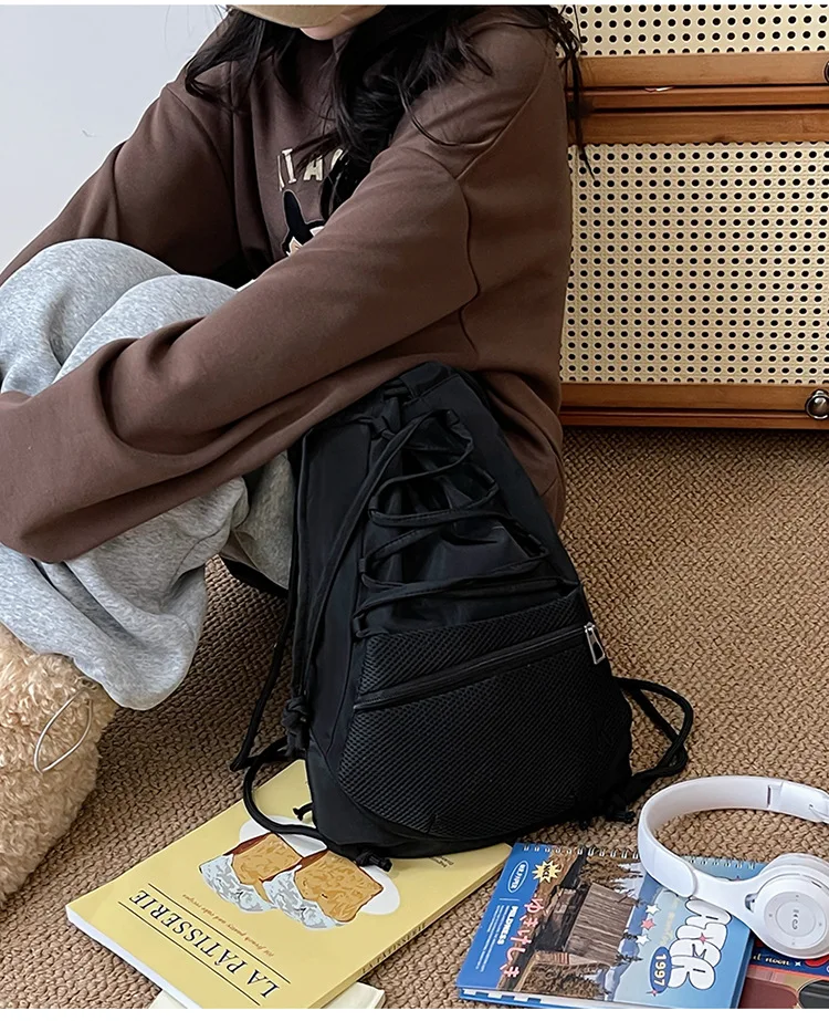 1 حقيبة ظهر عملية بجيب شبكي برباط للرياح، حقيبة لياقة رياضية كاجوال الكل في واحد، حقيبة للتنقل من الدرجة الأولى