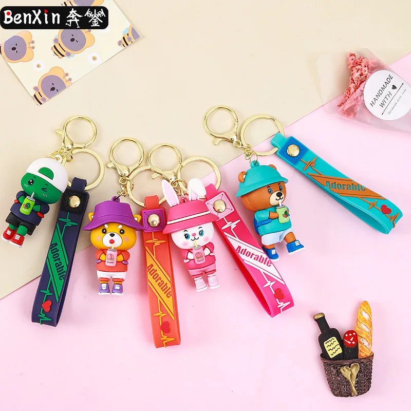 

Miniso Small gifts, exquisite beverages, small statues, keychains, pendants, beautiful couple schoolbags, car pendants