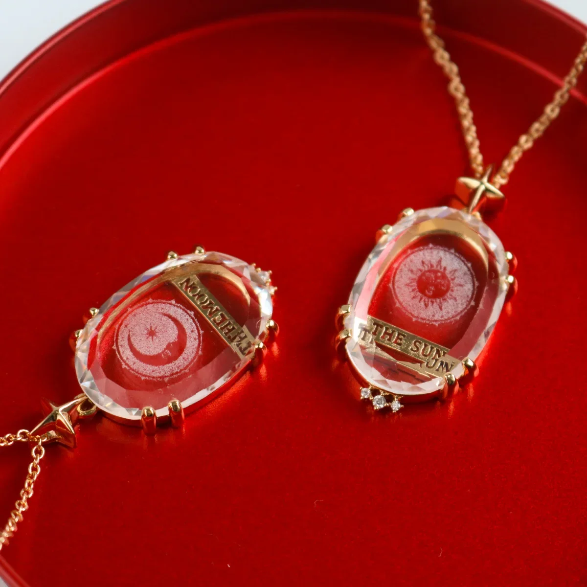 Astrology Tarot Card Necklace for Women Men Creative Sun Fortune Telling Card Divination Magic Amulet Good Luck Necklace