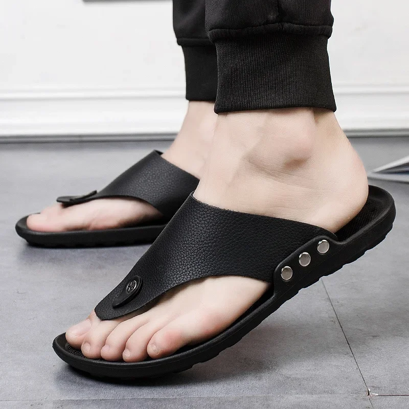 YRZL Summer Men Slippers Fashion Non Slip Beach Sandals High Quality Comfortable Men Bathroom Slippers Soft Flip Flops Footwear