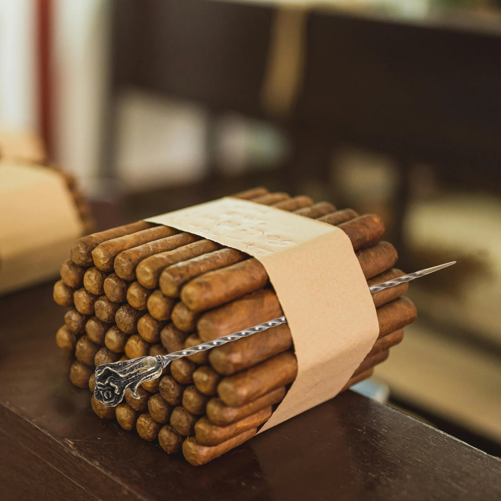 

Draw Tool Copper Poker Stick For All Cigars Portable Metal Needle Dredge Tool Cigar Draw Enhancer Cigar Tools Accessory