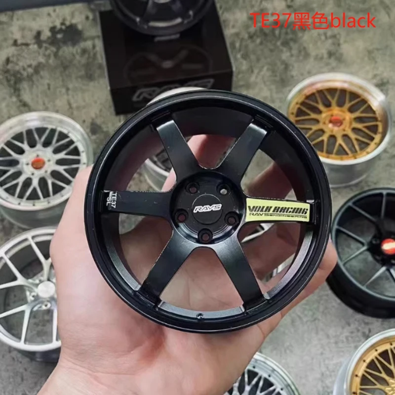 Wielmodel Auto Ornamenten STRALEN Metalen Wiel RID Aluminium Simulatie Smeden Wiel Modificatie Creatief Desktop Speelgoed