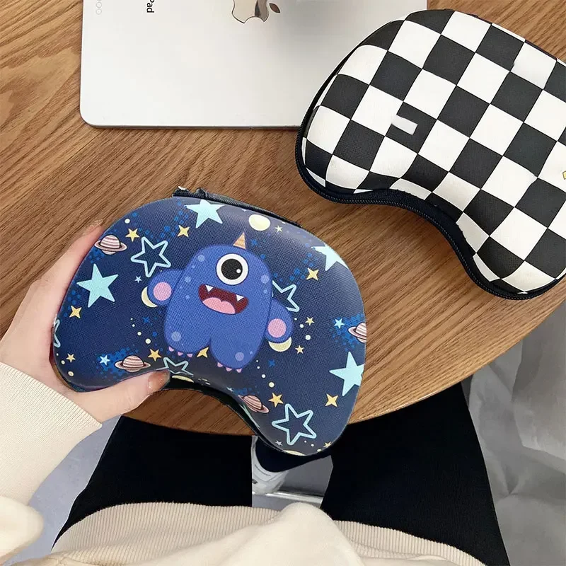 Thumbnail 4 - #9 Trending PS5 Travel Cases Right Now