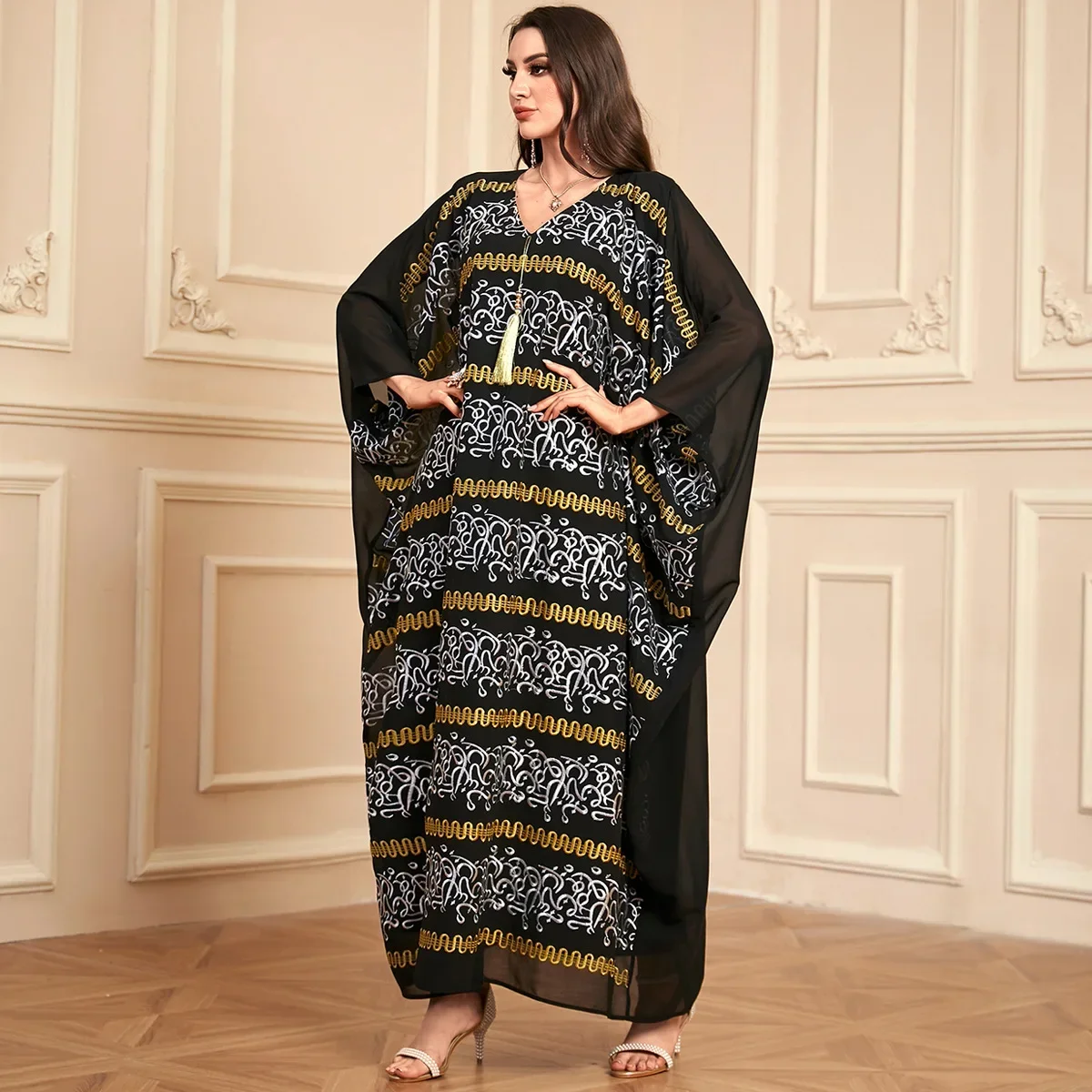 

Muslim Women Embroidery Loose Maxi Dress Eid Djellaba Ramadan Abayas Dubai Kaftan Batwing Sleeve Jalabiya Morocco Caftan Robe