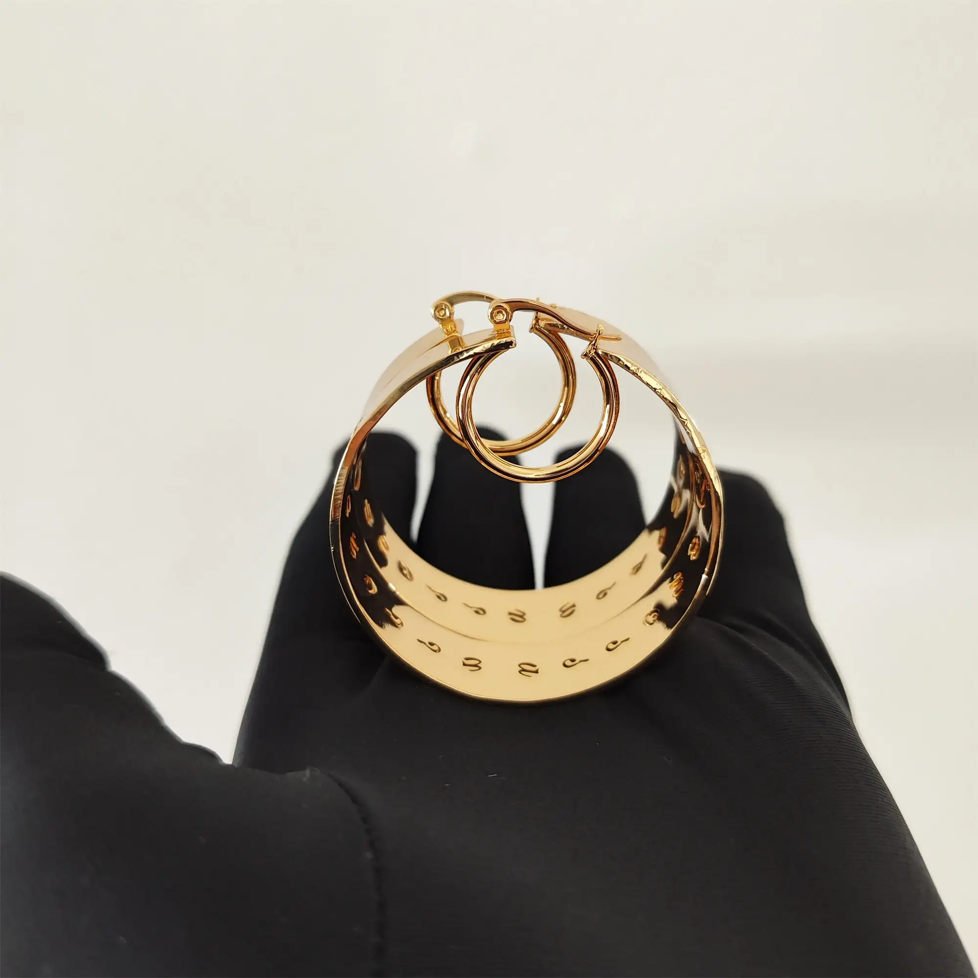 2023 40-90mm Customdesigner Hallow Name Hoop Earring Personalized Stainless Steel Chunky Earring For Women Gifts Jewelry