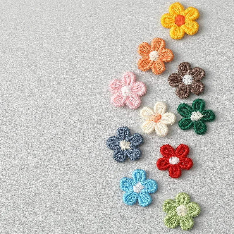 Cute Five Petal Small Flower Embroidered Fabric Patch Clothing Leggings Hair Clips Headgear Shoes Hats Clothing Accessories