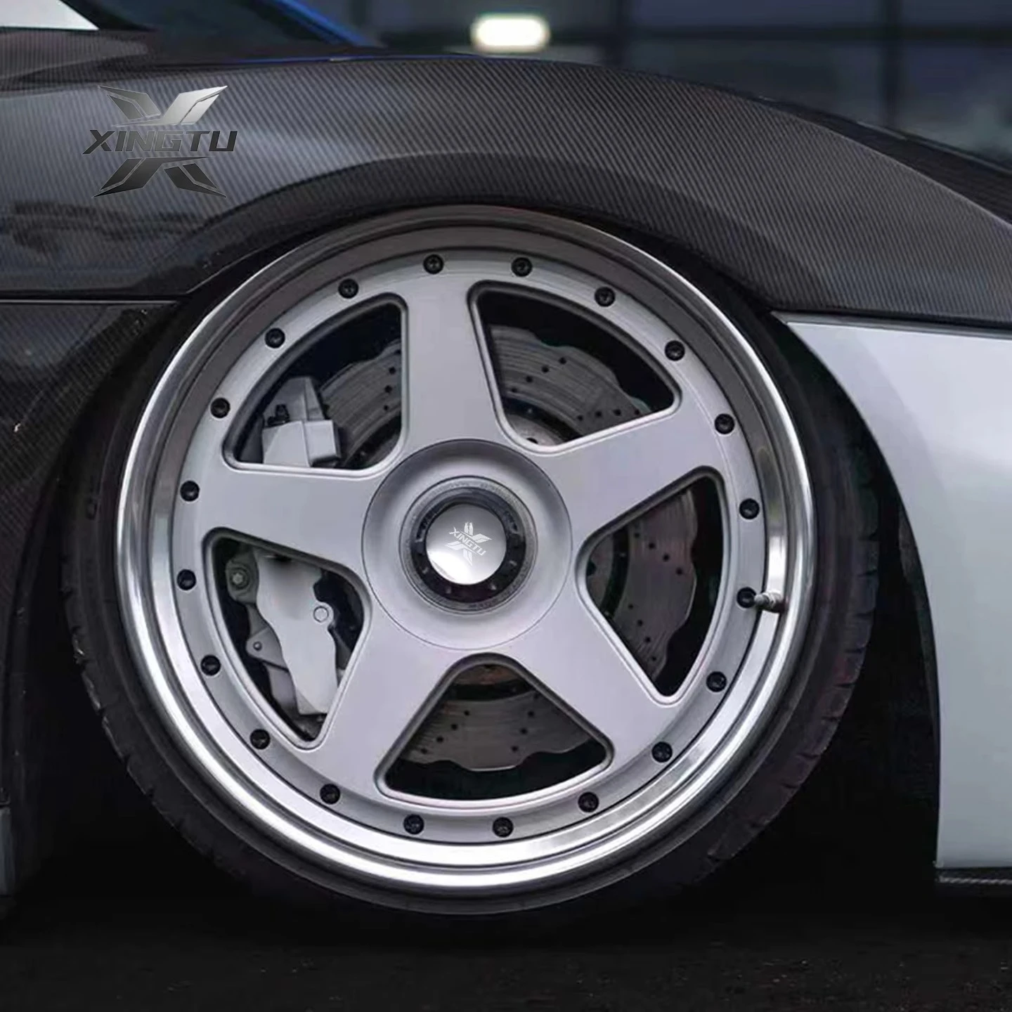 

Hot-selling Luxury Forged 18-22 Inch Wheel Polished Lip Custom 5x114.3 5x112 5x130 Jante Made Aluminium Alloy for Ferrari SF90