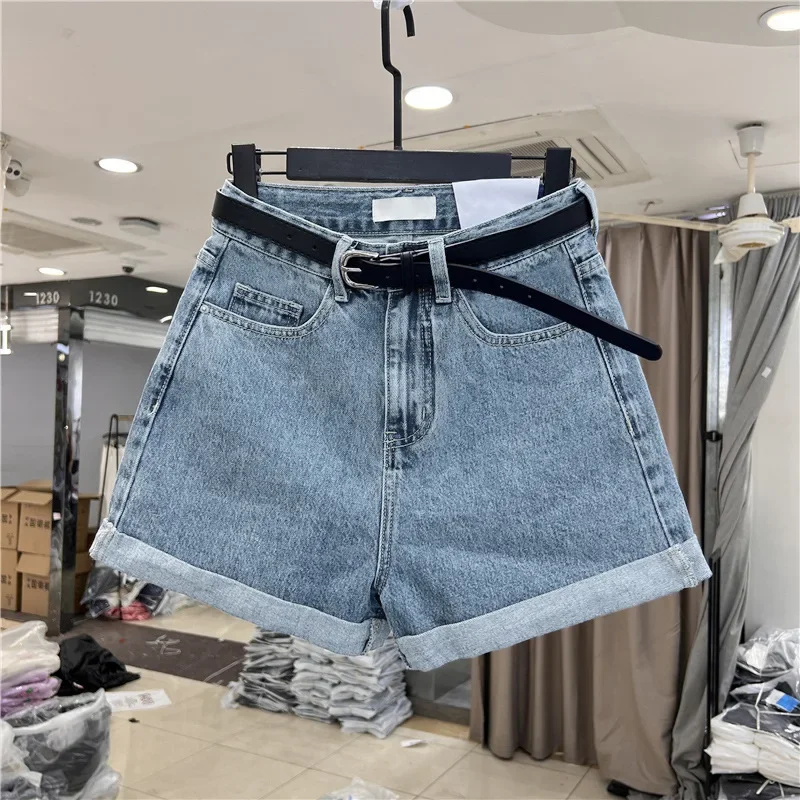 Schicke, locker sitzende Damenjeans im koreanischen Stil mit weitem Bein, schlankmachende, lässige Jeansshorts mit hoher Taille für den Sommer