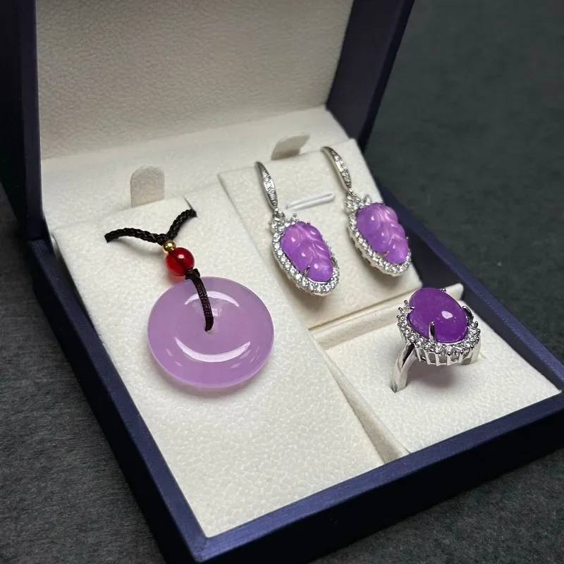 

Natural High-ice Quartz Rock Jade Suit, Temperament Fashionable Women's Jewelry