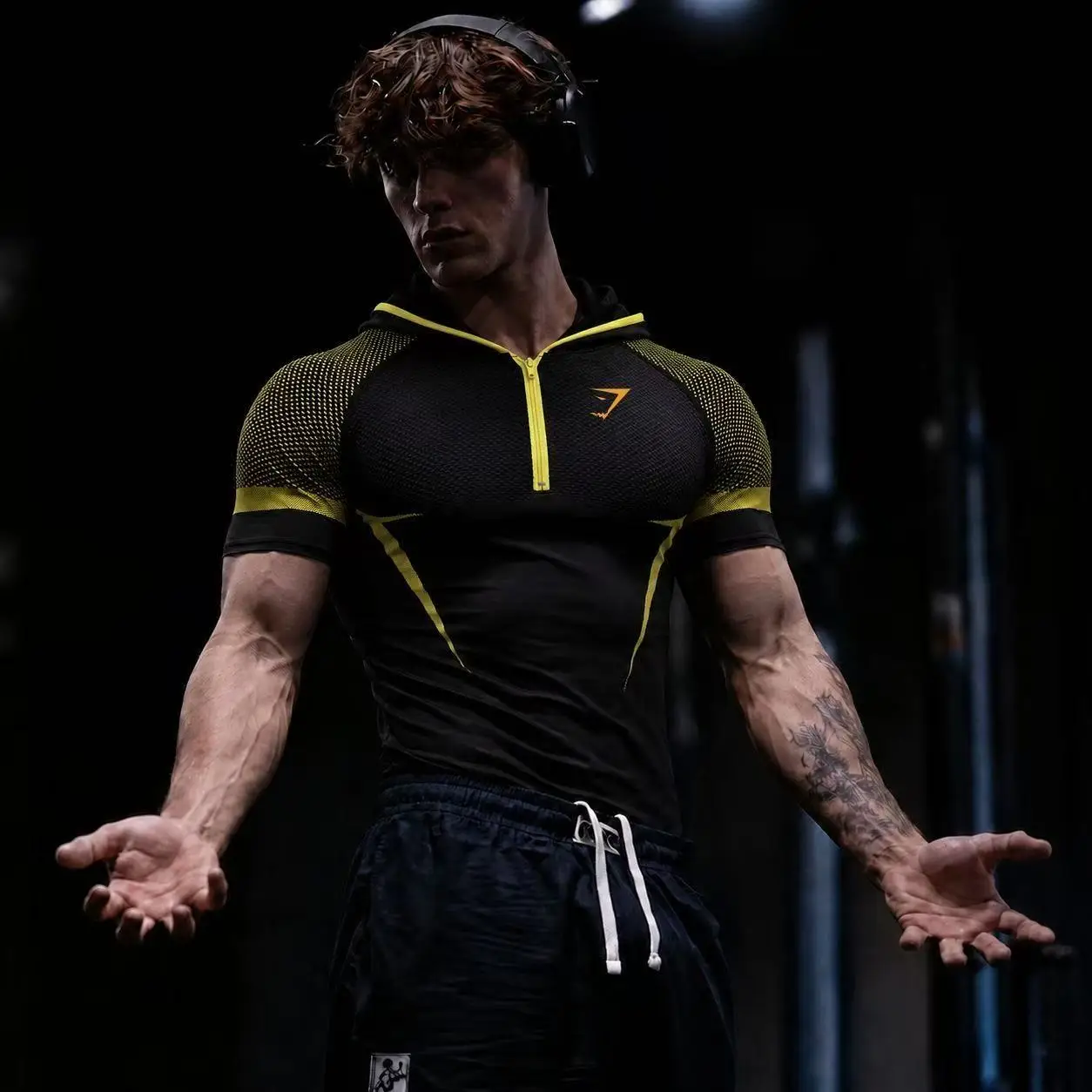 GYM SHARK ONYX V5 hooded T-shirt, SHARK silicone logo fitness suit，Men Running Compression T-Shirt Short Sleeve Tees Gym Fitness