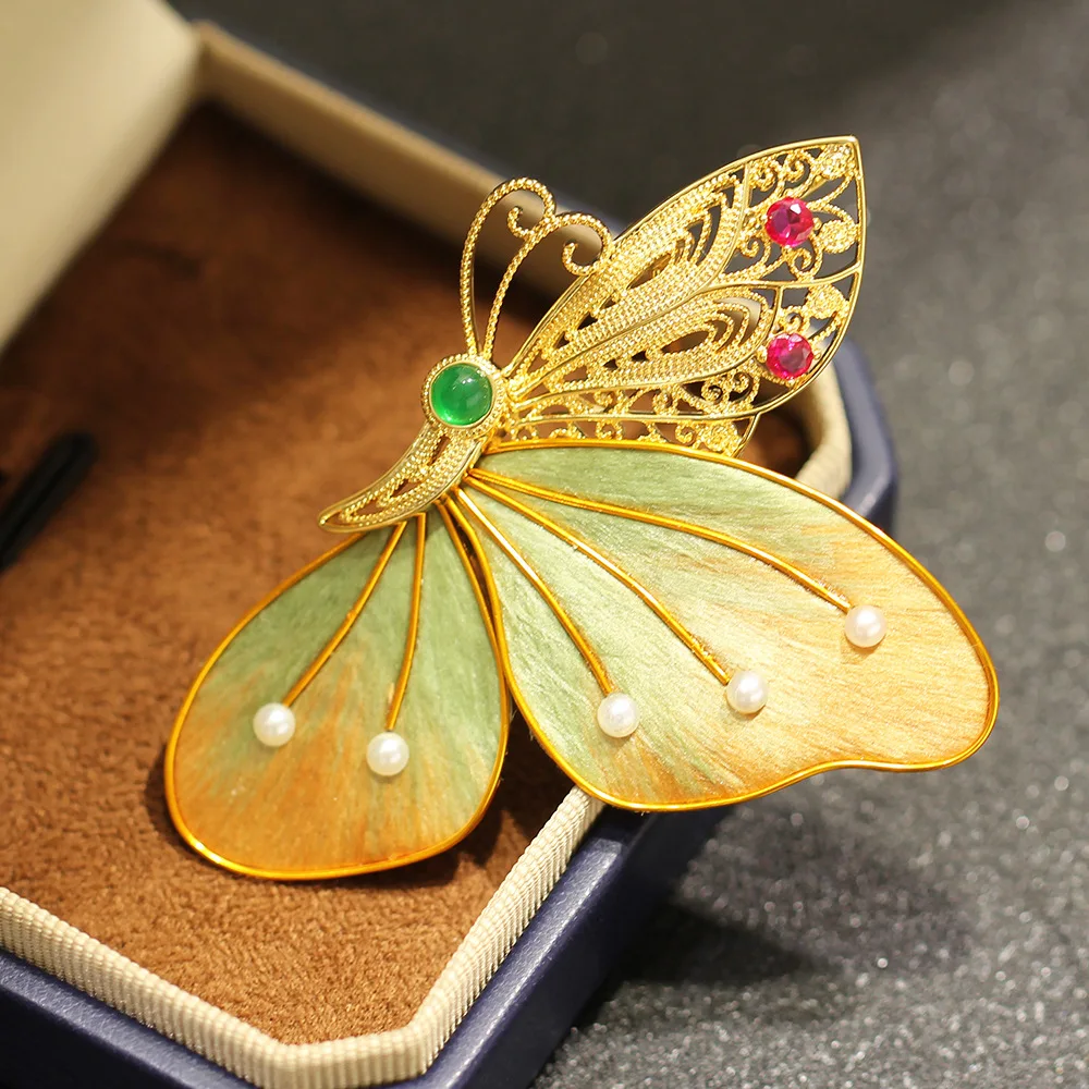 Court style butterfly profile non-heritage fluff two-color brooch cheongsam elegant insect pin handmade niche corsage woman