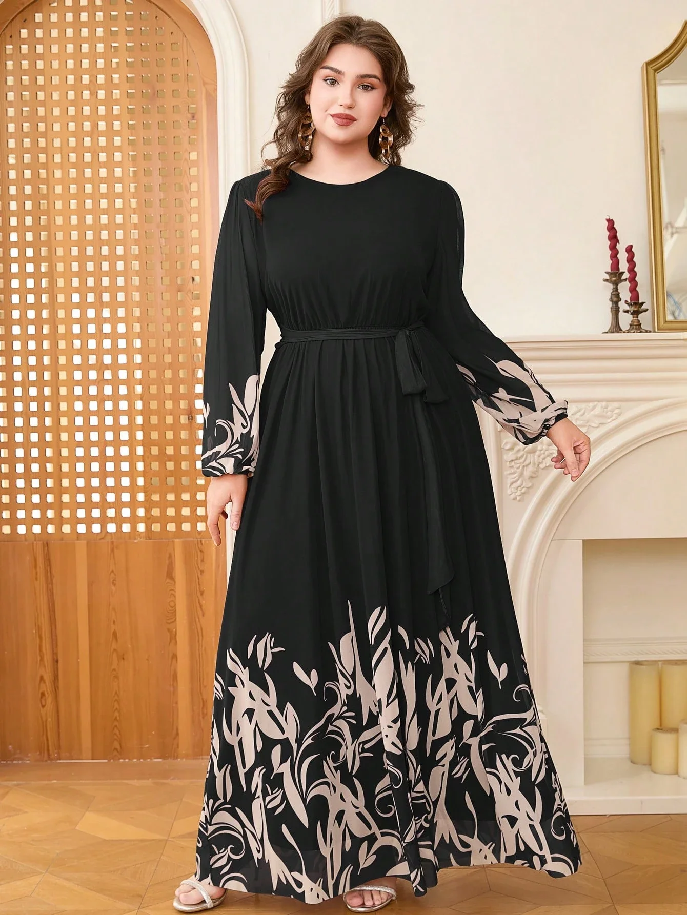 

Black Plus Size A-Line Maxi Dress With Floral Print And Puffed Sleeves For Spring