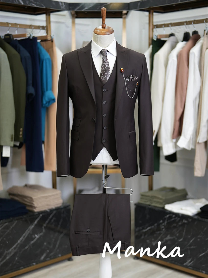 Classic Coffee Groom Suit Peak Lapel Italian Cut Slim Fit 3Pcs Jacket Vest Pants Formal Party Men's Suits