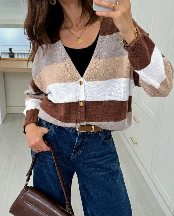 

Autumn Vintage Classic Fashion Striped Contrasting Splicing Knitted Cardigan Jacket for Women's Casual Simple Sweater Jacket