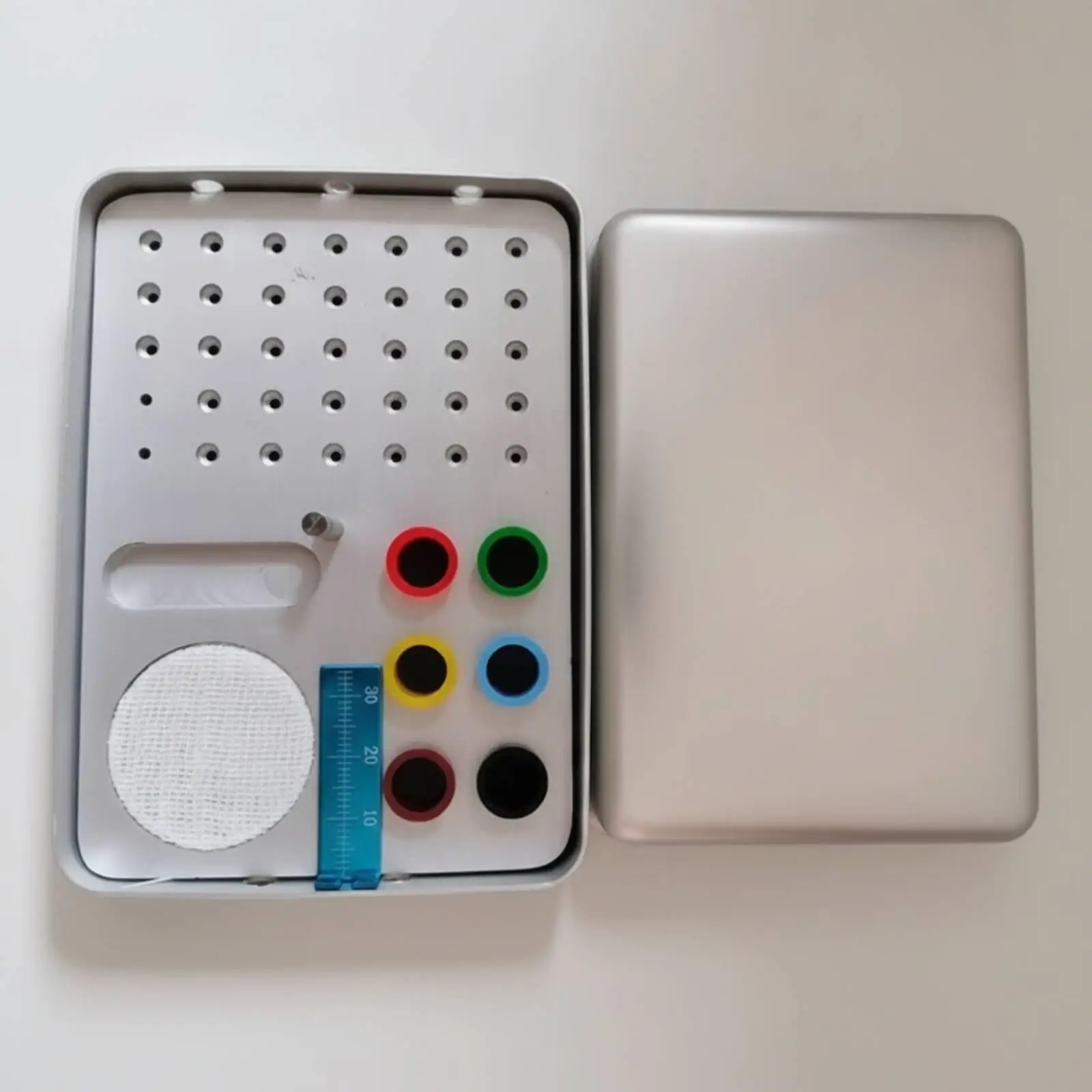 High Temperature Resistant Dental Sterilization Box for Dental Instruments with Built in Ruler and Side Slot Measuring Tool