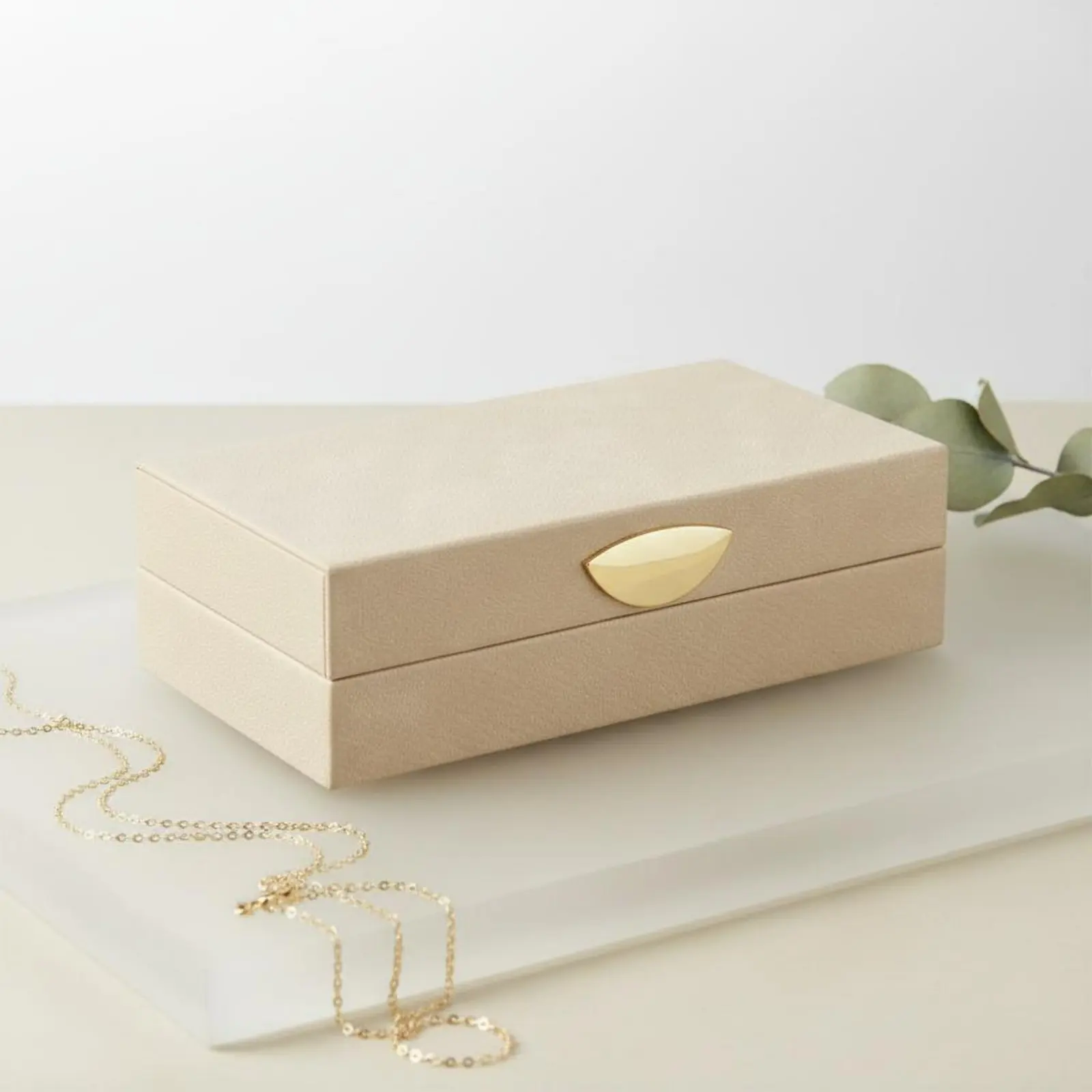 

Leather Jewelry Box Minimalist Jewelry Storage Box Desk Organizer Multi-Purpose Space-Saving for Dressing Table
