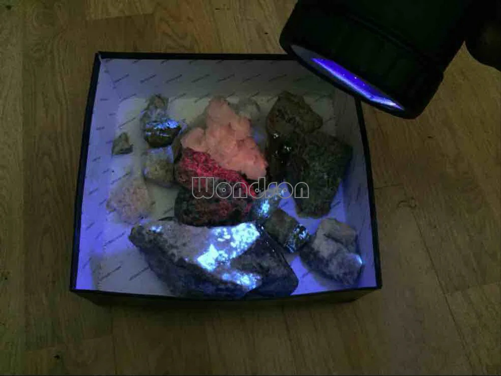 254nm Handheld Outdoor Minerals Prospecting Shortwave UV Lamps