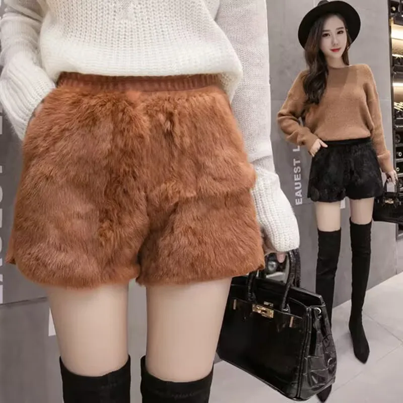 

Elastic High Waist Plush Shorts 2023 Autumn Winter Artificial Fur Thick Shorts Women Femme Casual Ladies Shorts Black Boots Pant