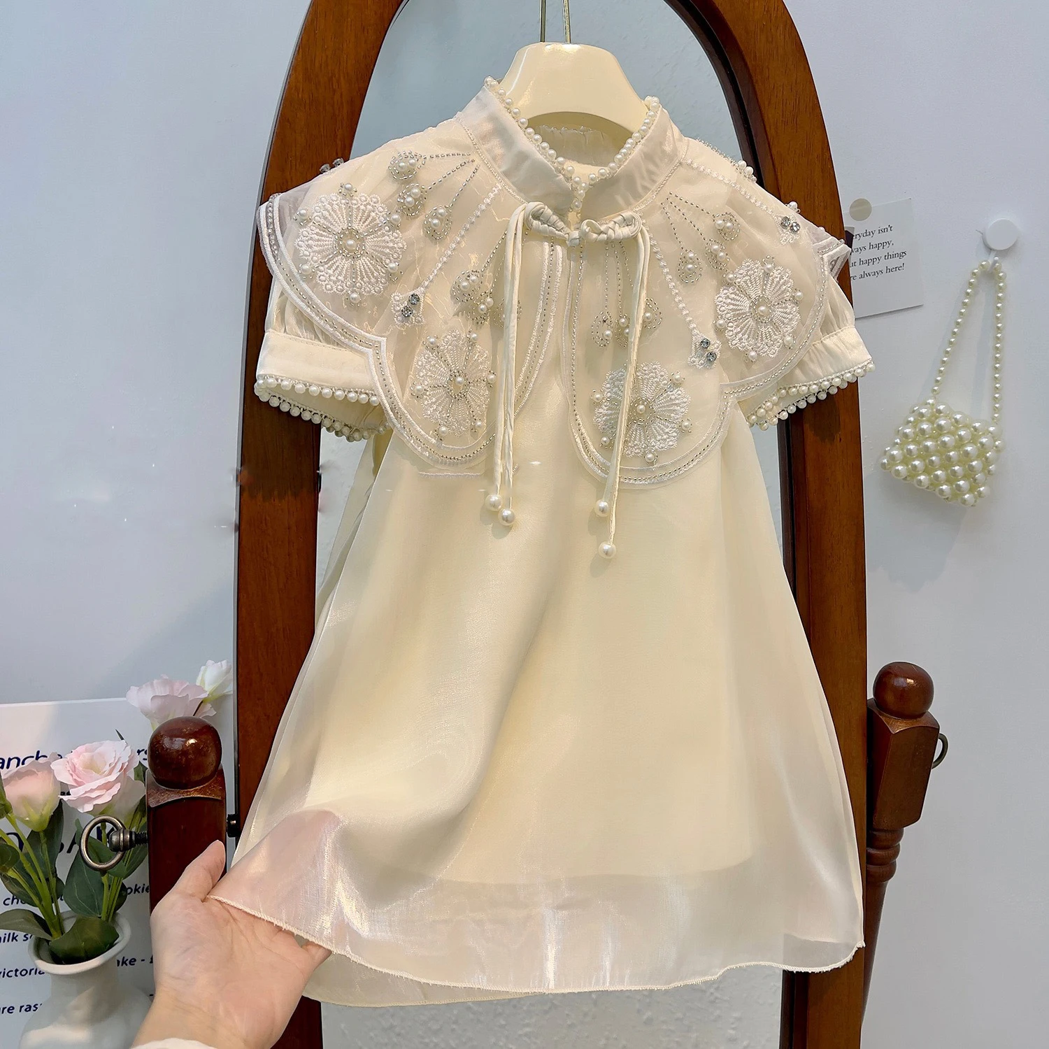 

Платье для девочек, летнее детское платье Cheongsam в китайском стиле, платье-накидка с жемчужным облаком на плечах, одежда для маленьких девочек