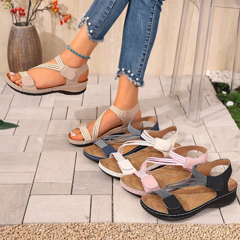 sandalias-femininas-casuais-confortaveis-de-verao-com-recortes-respiraveis-e-sola-macia-sandalias-de-moda-com-velcro-e-salto-medio