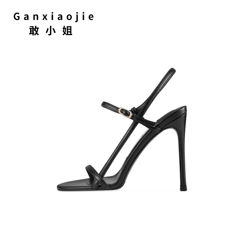 

Черный темперамент, крутые туфли на высоком каблуке в европейском и американском стиле, женские тонкие каблуки, сексуальные и универсальные, женские туфли с открытым носком и одним ремешком.