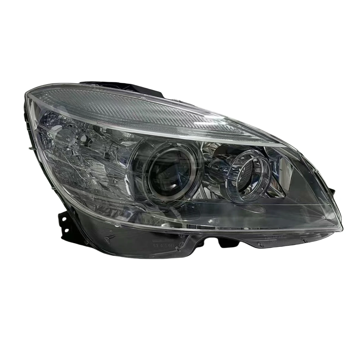 

Suitable for Mercedes-Benz W204 C180 C200 C260 C300 original quality Xenon headlight A2048200259/A2048200159