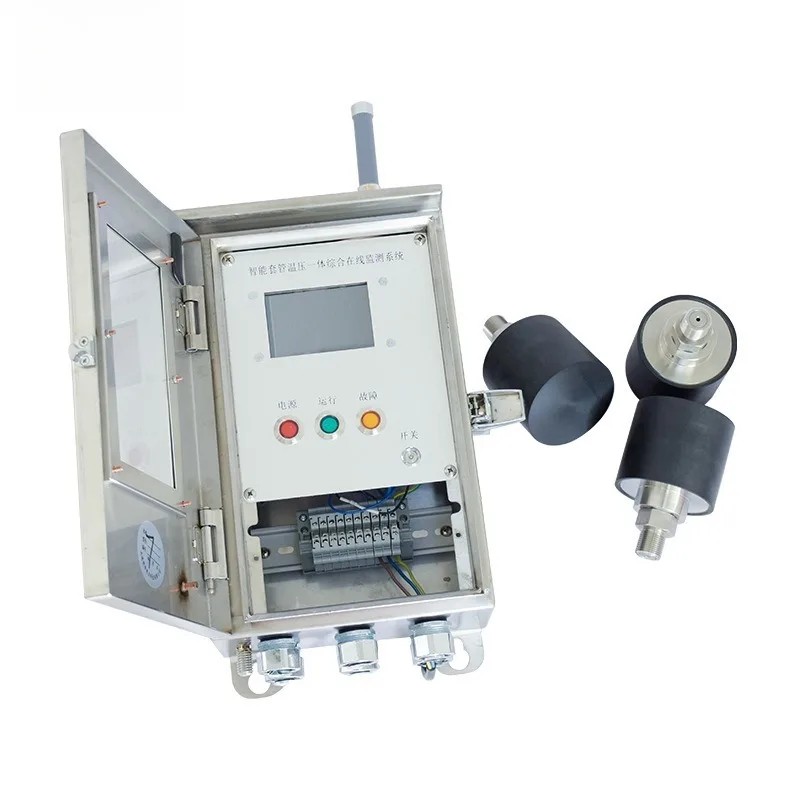 Transformer bushing insulation status on-line monitoring device
