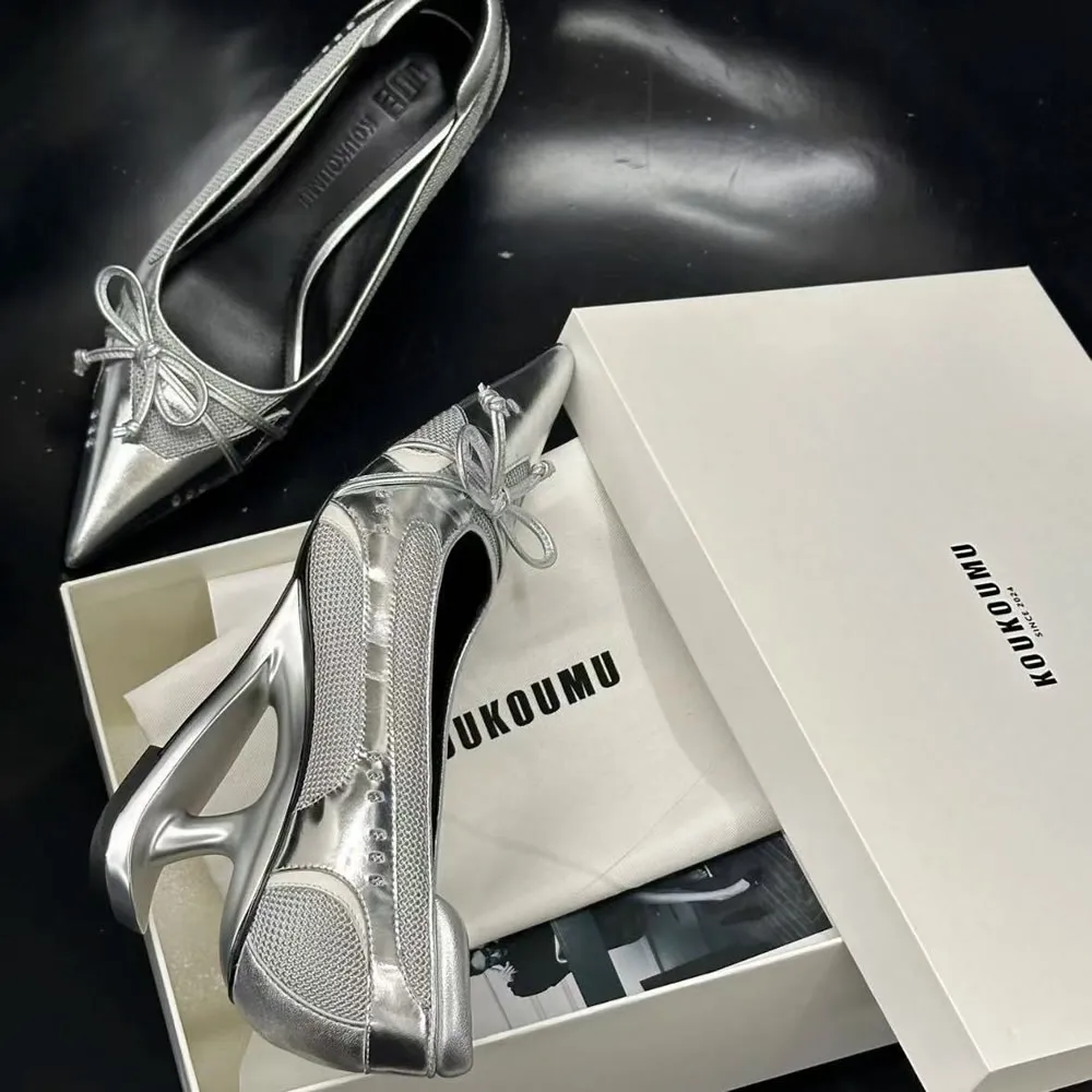 

Серебряные туфли на высоком каблуке с острым носком, весна-осень 2021, новый стиль, элегантное плавающее одинарное платье с бантом и неглубоким горлышком