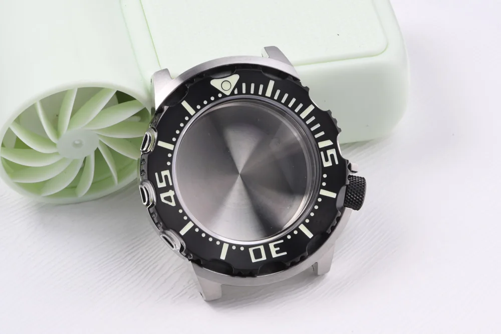 3,8-Uhr-Edelstahl-Uhrengehäuse, passend für Seiko Luminous Saphirglas-Taucheruhr für NH35/NH36 Automatikuhrwerk – Detail 5