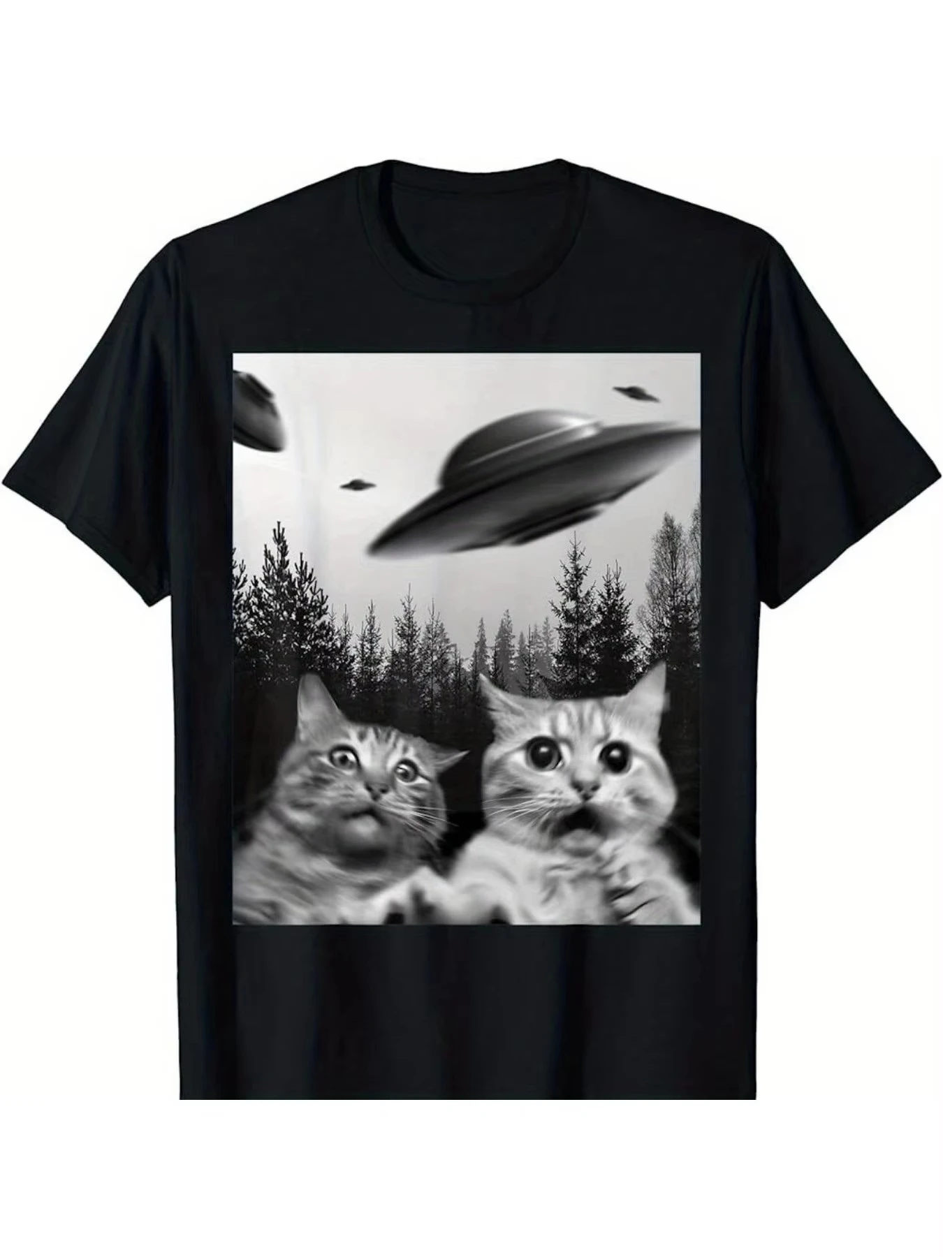 

2025 New Buy Fun Gifts for Cat Lovers Top Double Cat with UFO Selfie Comfortable T-Shirt Fun Top Women's Short Sleeve Streetwear