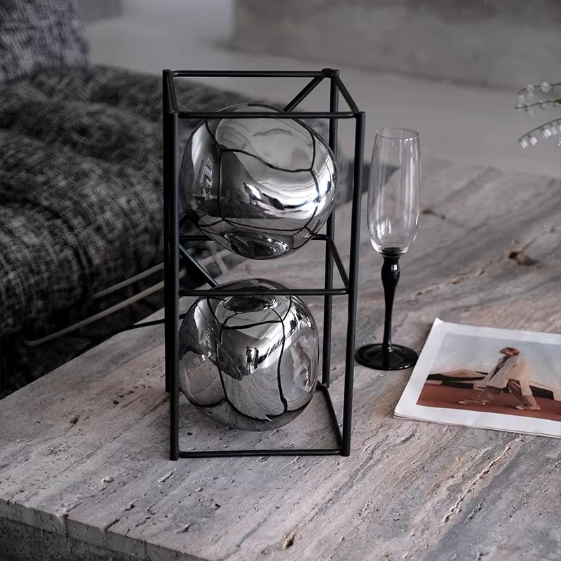 

Настольная лампа в стиле Баухаус для гостиной, современный светильник для внутреннего освещения, креативный прикроватный ночник, художественный светильник для создания атмосферы