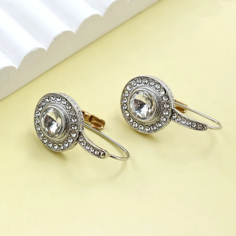 

Jianjie Light Luxury Women’s Hoop Earrings Elegant Retro Inlaid Big Zircon Female Ear Cuff Party Accessories Gifts Tide